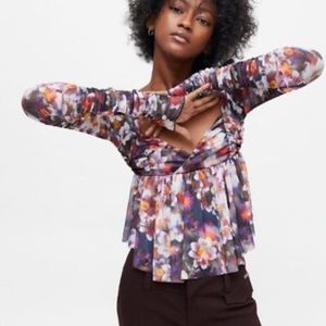 NWT Urban Outfitters Carried Away Blouse, Floral, XS